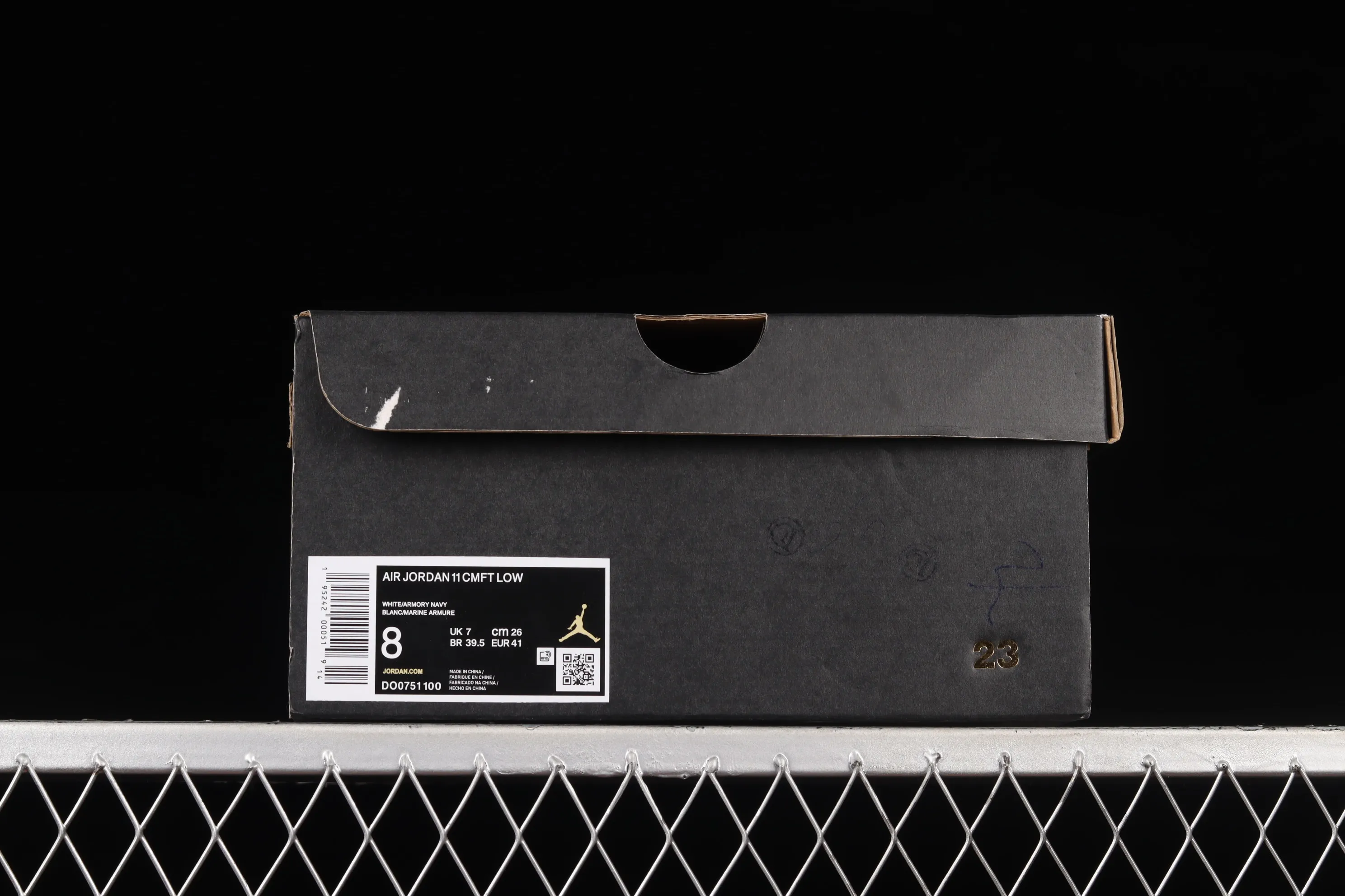 All categories Air Jordan Jordan series basketball shoes Air Jordan 11 Air Jordan 11 CMFT Low AJ11 Joe 11 Legend Blue low-top anti-slip shock-absorbing basketball shoes DO0751-100